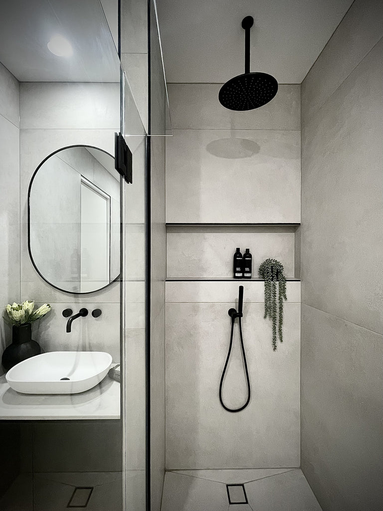 Black bathroom fittings discount