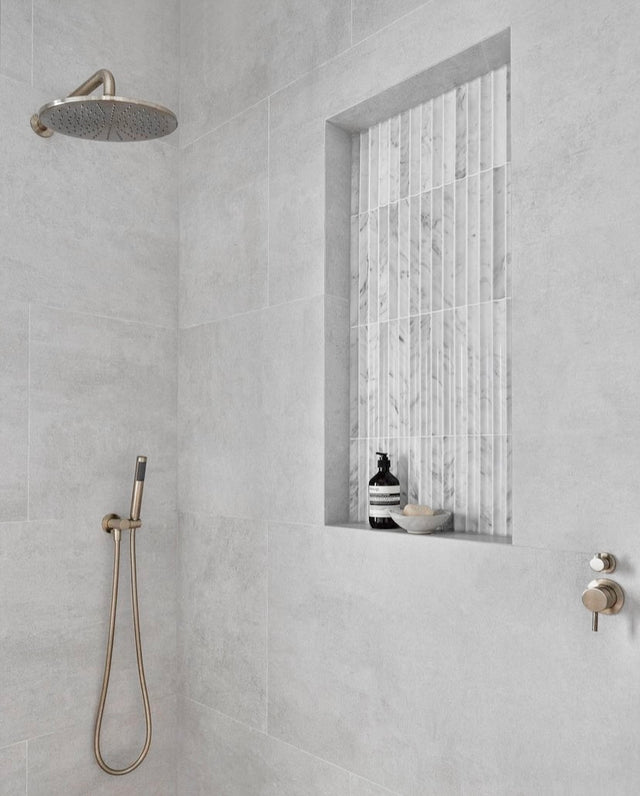 Round Shower Rose 300mm - Default Title (SKU: MH06N-PVDBN) by Meir