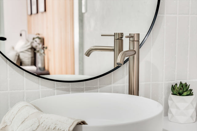 Round Tall Basin Mixer Curved - Default Title (SKU: MB04-R3-CH) by Meir