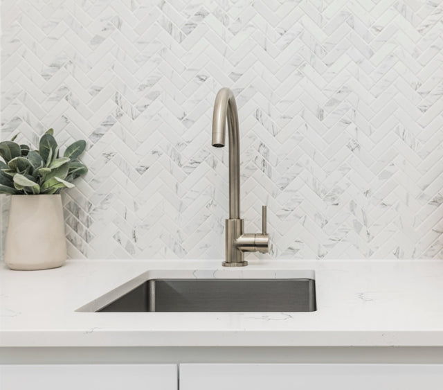 Round Gooseneck Kitchen Mixer Tap - Default Title (SKU: MK03-PVDBN) by Meir