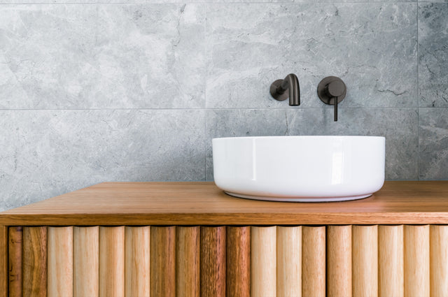 Universal Round Curved Spout - Default Title (SKU: MS05-PVDGM) by Meir