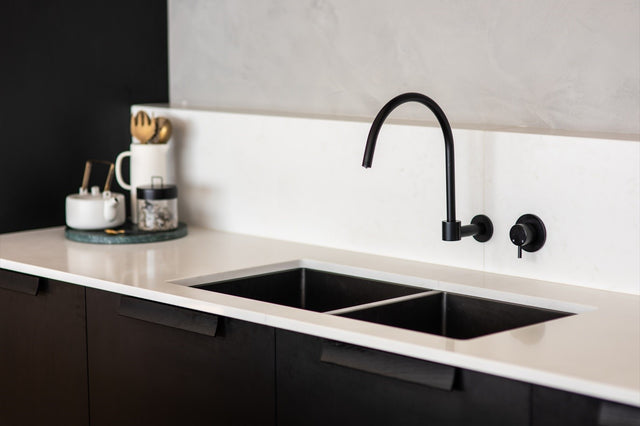 Round Wall Mixer short pin-lever - Matte Black (SKU: MW03S) by Meir
